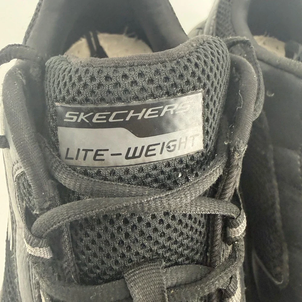 Skechers Lite-Weight Mens Black Athletic Training Walking Shoes 58848WR Size 10